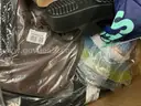 Apparel: Manually Sorted &#x22;Shoes, Handbags and Totes&#x22; (OCT25-1593X)