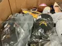 Apparel: Manually Sorted &#x22;Shoes, Handbags and Totes&#x22; (NOV25-0208X)