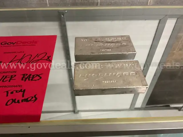 Collectibles: Silver Bar 200 Troy ounces (NOV25-H012X) 