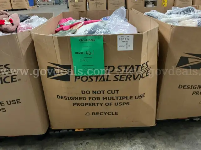 Apparel &#x22; Clothes&#x22; (DEC25-0461)