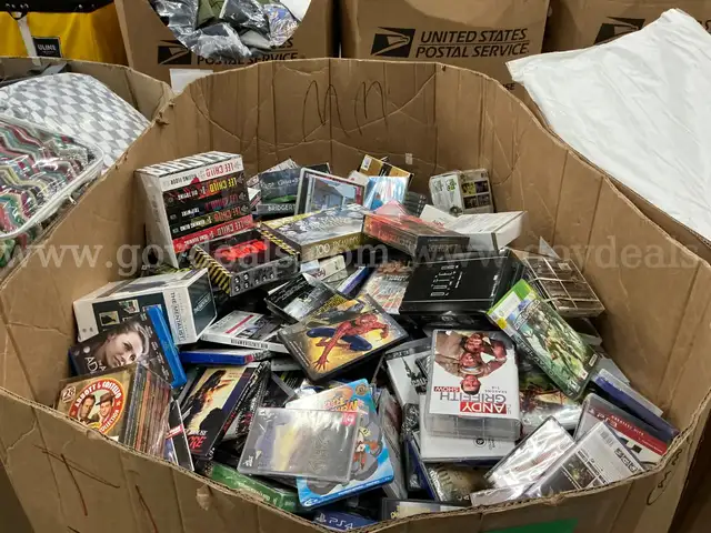 Media: Used Mixed Media (DEC25-0559)