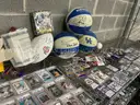 Collectible: Sport cards &#x26; Memorabilia (DEC25-H022)