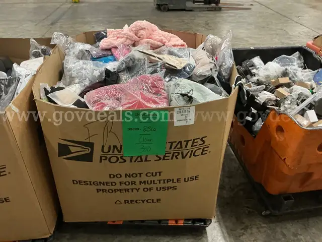 Apparel " Clothes" (DEC25-0856)