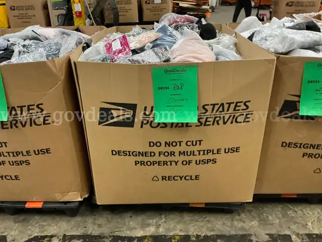 Apparel " Clothes" (DEC25-0868)