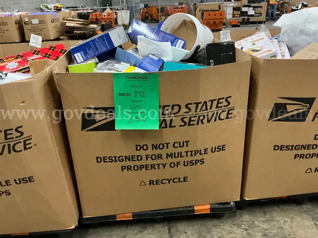 Apparel " Clothes" (DEC25-0872)