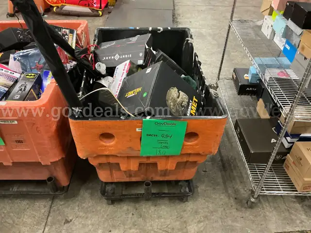 Sporting Goods: (DEC25-0934X)