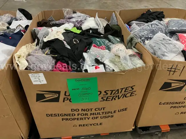 Apparel " Clothes" (DEC25-1060)