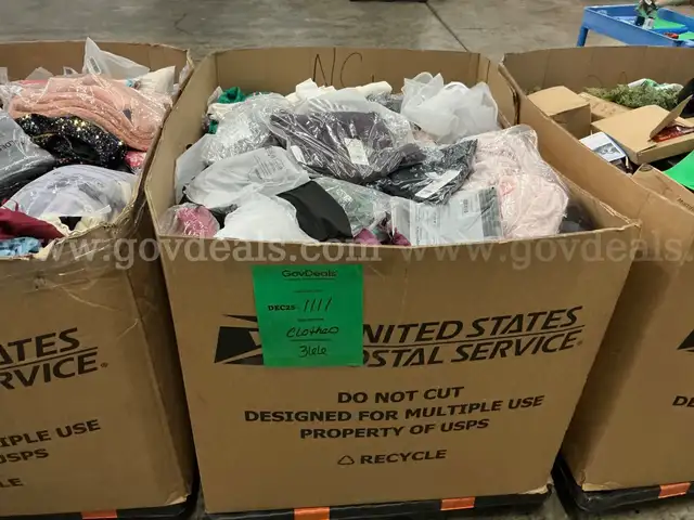 Apparel " Clothes" (DEC25-1111)