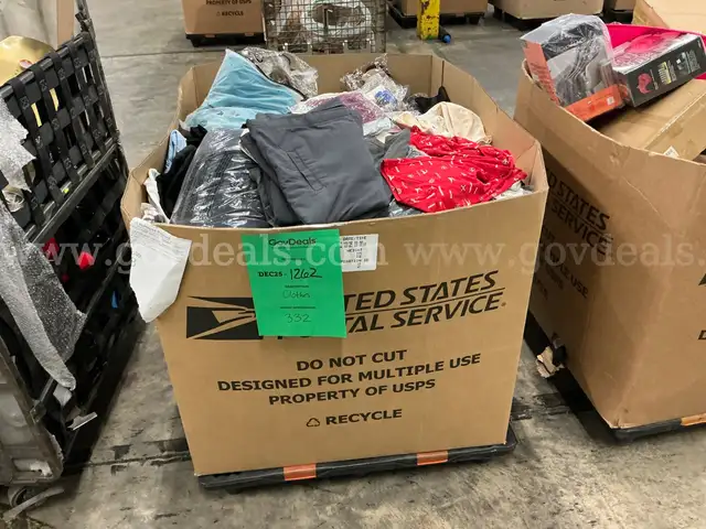 Apparel " Clothes" (DEC25-1262)