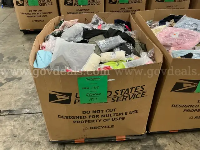 Apparel " Clothes" (DEC25-1319)