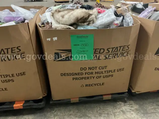 Apparel " Clothes" (DEC25-1350)