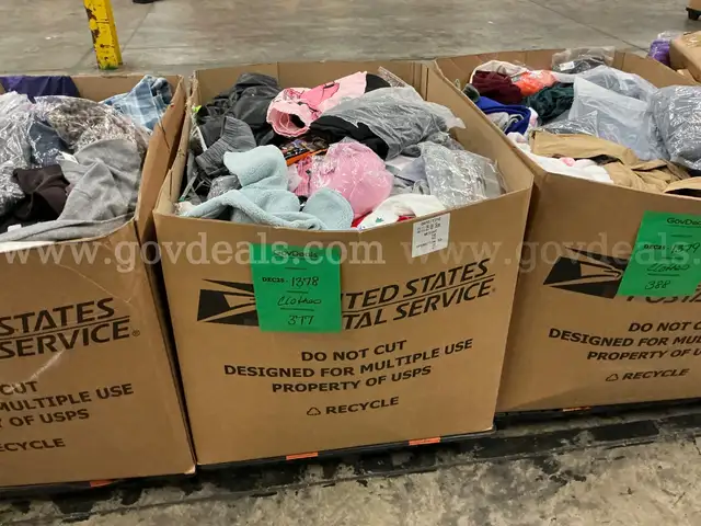 Apparel " Clothes" (DEC25-1378)