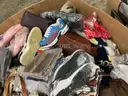 Apparel: Manually Sorted "Shoes, Handbags and Totes" (JAN26-268X)
