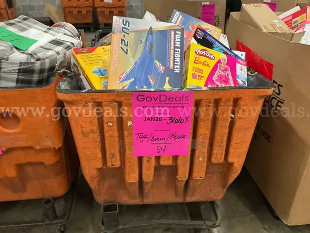 Collectibles: "Toys, Games and Puzzles" (JAN26-0366X)