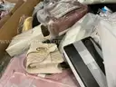 Apparel: Manually Sorted "Shoes, Handbags and Totes" (JAN26-0464X)