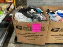 Apparel: Manually Sorted "Shoes, Handbags and Totes" (JAN26-0552X)