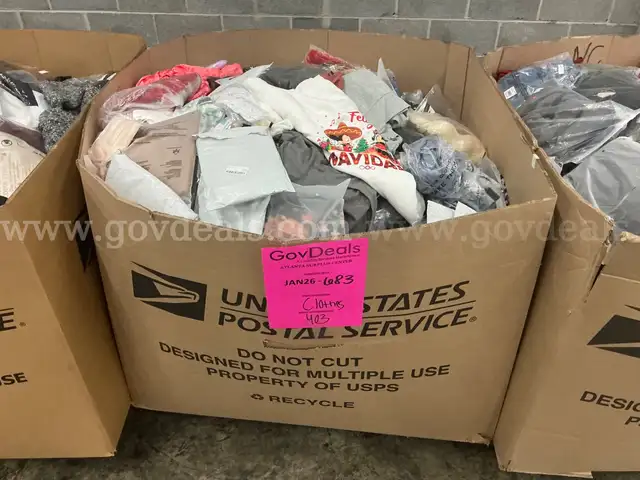 Apparel " Clothes" (JAN26-0683)