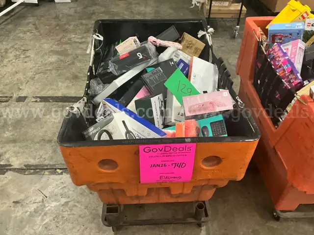 Electronics: "Assorted" (JAN26-0740X)