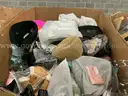Apparel: Manually Sorted "Shoes, Handbags and Totes" (JAN26-1220)