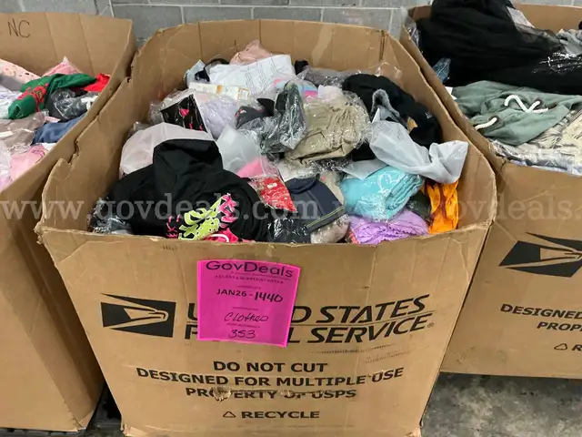 Apparel " Clothes" (JAN26-1440)