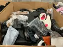 Apparel: Manually Sorted "Shoes, Handbags and Totes" (JAN26-1574X)