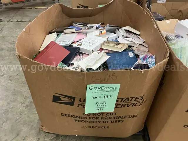 Books: Mixed "Hard and Soft Back" (FEB26-0193)