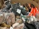 Apparel: Manually Sorted "Shoes, Handbags and Totes" (FEB26-0275X)