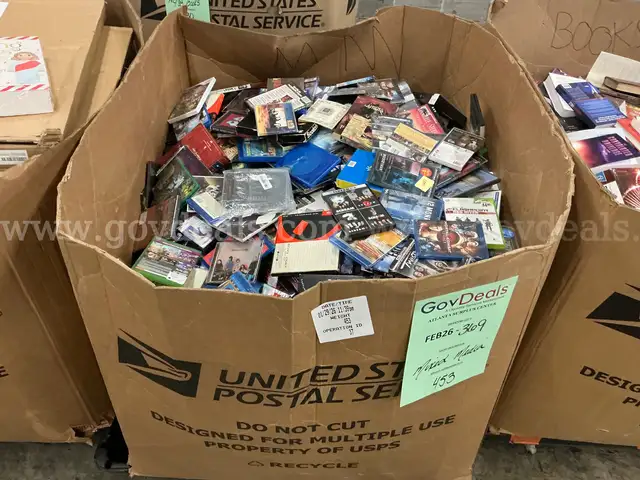 Media: Used Mixed Media (FEB26-0369)