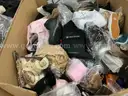 Apparel: Manually Sorted "Shoes, Handbags and Totes" (FEB26-0431X)
