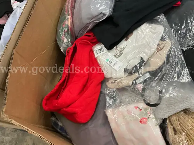 Apparel " Clothes" (FEB26-0515)