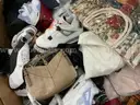 Apparel: Manually Sorted "Shoes, Handbags and Totes" (MAR26-0091X)