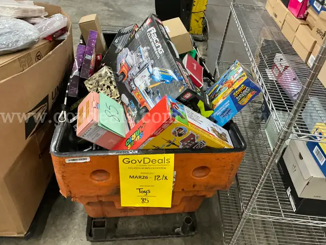 Collectibles: "Toys, Games and Puzzles" (MAR26-0121X)