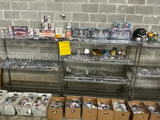 Collectible: Sport cards & Memorabilia (MAR26-H003)