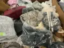 Apparel: Manually Sorted "Shoes, Handbags and Totes" (MAR26-0163X)