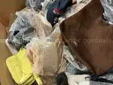 Apparel: Manually Sorted "Shoes, Handbags and Totes" (MAR26-0515X)