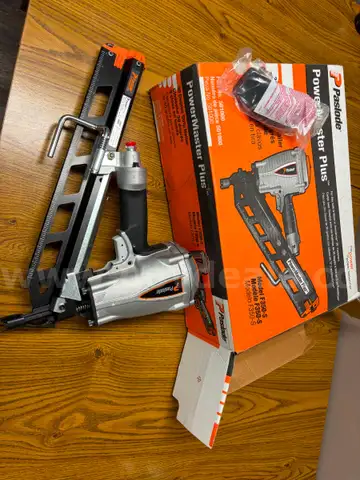 Paslode Powermaster Plus 30 Degree Strip Nailer