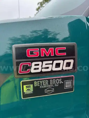 2004 GMC C8C042 Dump Truck
