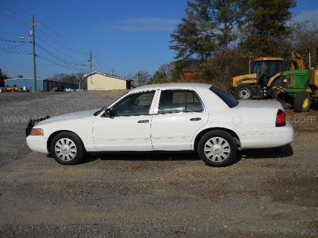 2006 Ford Crown Victoria Police Interceptor | GovDeals