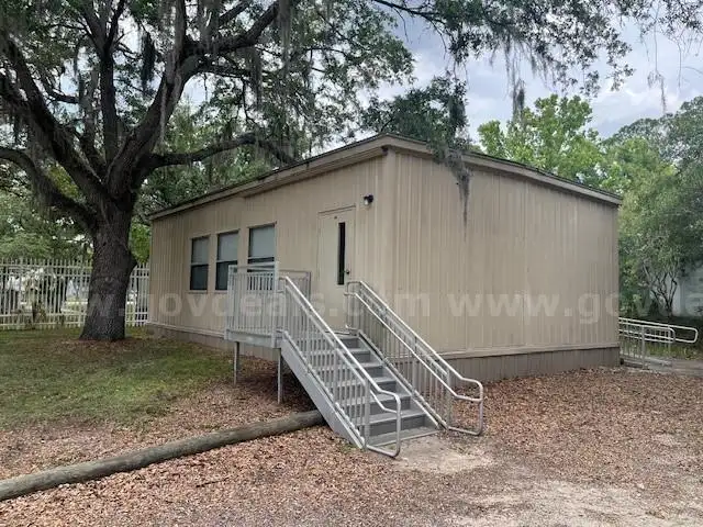 USED 2006 VESTA PORTABLE MODULAR DOUBLEWIDE.