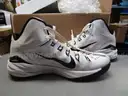 (1) PAIR OF USED NIKE LUNARLON WHITE/BLACK TENNIS SHOE, SIZE 10