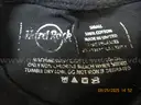 (20) USED ITEMS OF CLOTHING. VARIOUS SIZES AND TYPES.