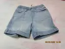 (20) USED ITEMS OF CLOTHING. VARIOUS SIZES AND TYPES.