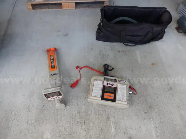 USED (1) DITCH WITCH 950T, 910R UTILITY LOCATOR