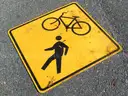 USED (4) SPEED HUMP SIGNS, (2) TRAIL X-ING SIGNS, (2) BIKE AND PEDESTRIAN SIGNS, (1) ARROW SIGN, (1) 15 MPH SIGN