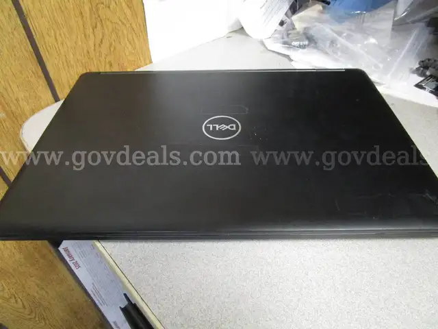 (1) USED DELL LATITUDE 5590 LAPTOP, i7vPro 8TH GEN