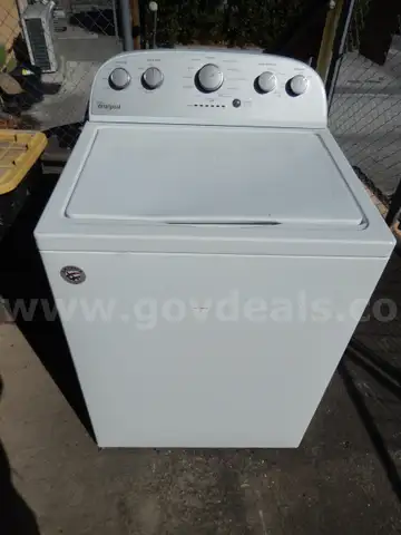 USED (1) WHIRLPOOL WASHING MACHINE WTW5000DW1