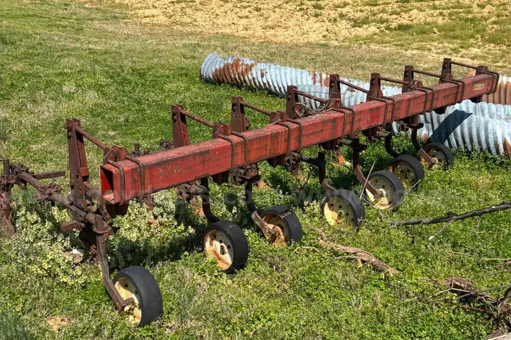 International 8 Row Cultivator