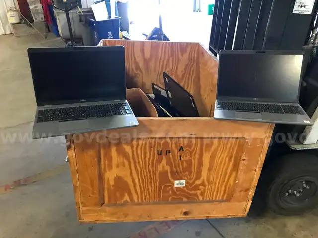 LOT OF LAPTOPS, PRINTERS, MONITORS AND MISC. ITEMS ON ONE PALLET.