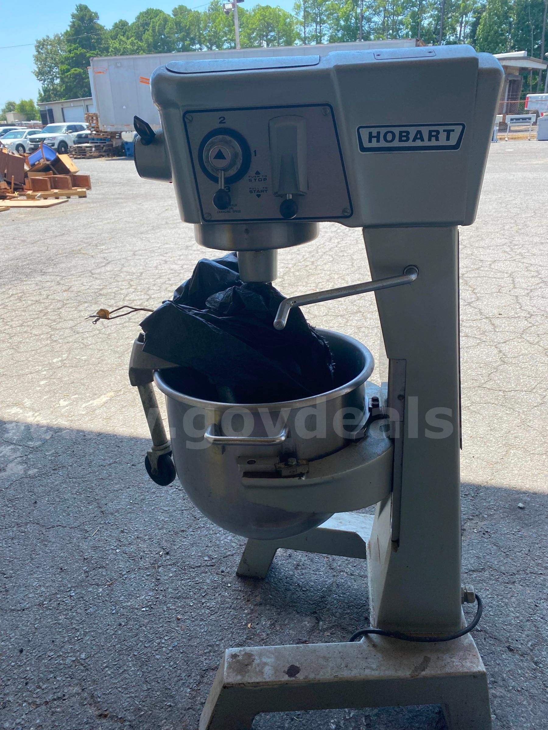 D 300 HOBERT MIXER | GovDeals