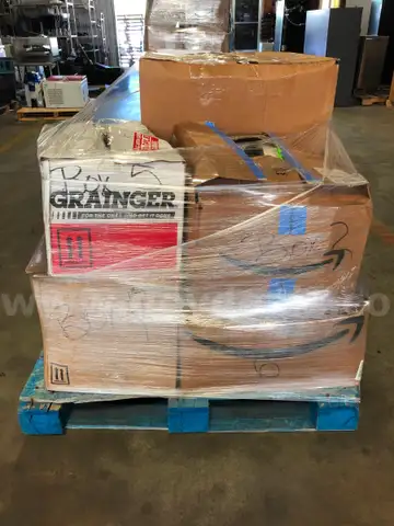 LOT OF LIGHTS/MISCELLANEOUS ELECTRICAL